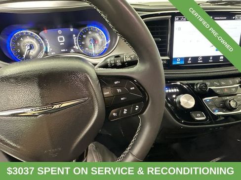 Certified 2023 Chrysler Pacifica Touring-L w/ S Appearance Package AWD/4WD image 23