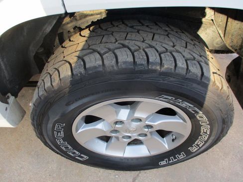 Used 2010 Toyota 4Runner SR5 image 21