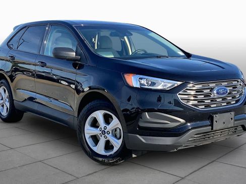 Used 2019 Ford Edge SE FWD image 3