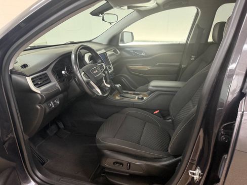 Used 2017 GMC Acadia SLE FWD image 7