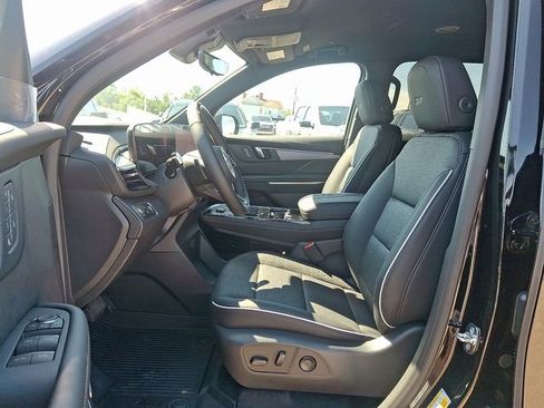 New 2026 Buick Enclave Sport Touring w/ Super Cruise Package image 7