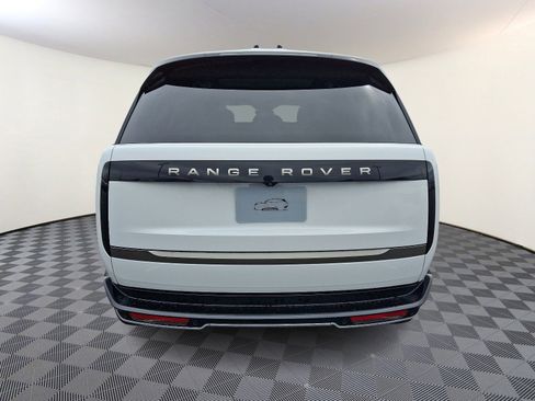 New 2025 Land Rover Range Rover SE image 3