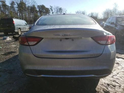 Used 2015 Chrysler 200 Limited w/ Convenience Group image 5