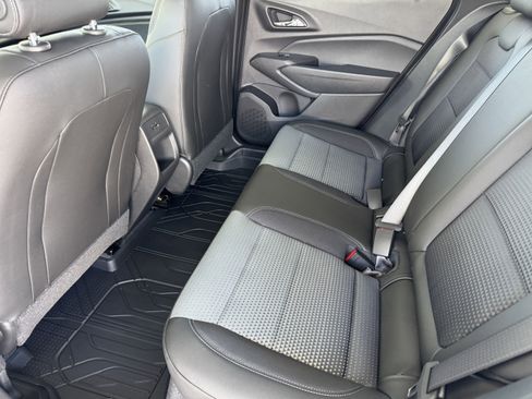 New 2025 Chevrolet Trax LT w/ LT Convenience Package image 14