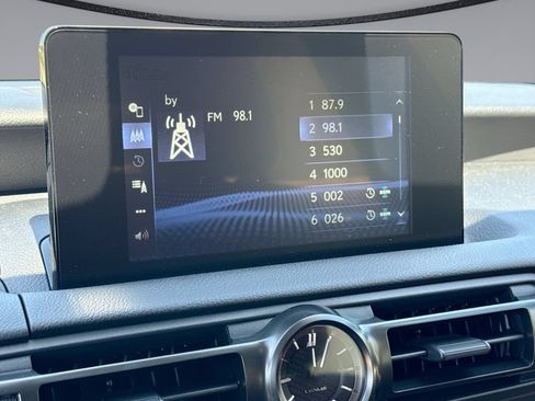 Used 2025 Lexus IS 350 F Sport RWD image 23