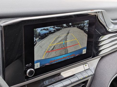 Used 2025 Toyota Camry LE FWD image 6