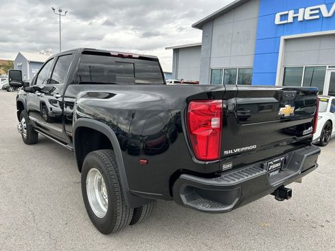 Used 2024 Chevrolet Silverado 3500 High Country w/ High Country Premium Package image 6