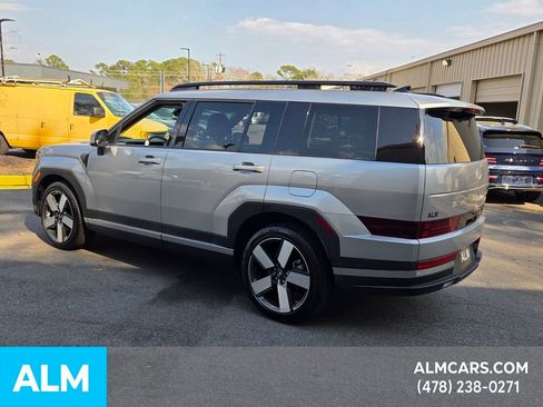 Used 2024 Hyundai Santa Fe Limited image 8