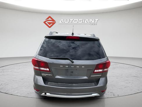 Used 2015 Dodge Journey Crossroad w/ Flexible Seating Group AWD/4WD image 4