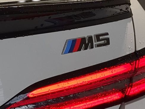 Used 2026 BMW M5 w/ Executive Package AWD/4WD image 13