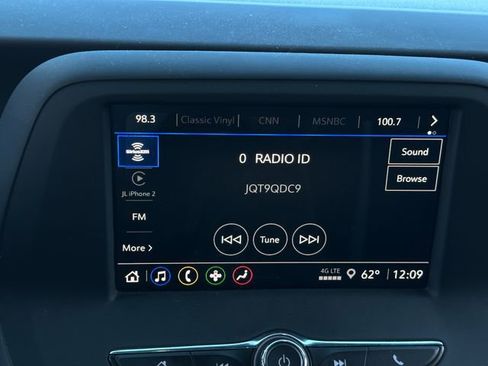 Used 2021 Chevrolet Camaro LT w/ RS Package image 24