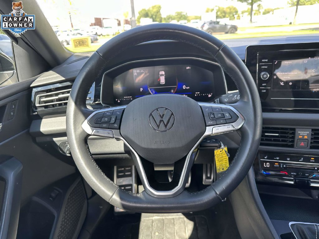 Used 2025 Volkswagen Jetta Sport FWD image 12