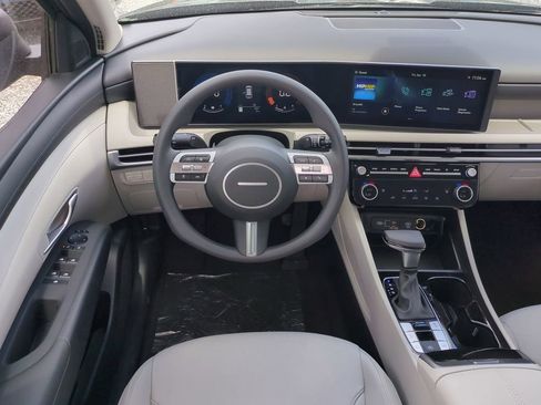 New 2026 Hyundai Tucson SEL FWD image 19