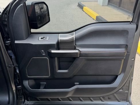 Used 2018 Ford F150 Raptor w/ Equipment Group 802A Luxury image 30