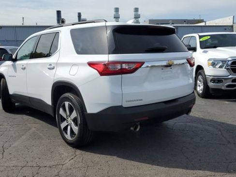 Used 2021 Chevrolet Traverse LT w/ LT Premium Package FWD image 28