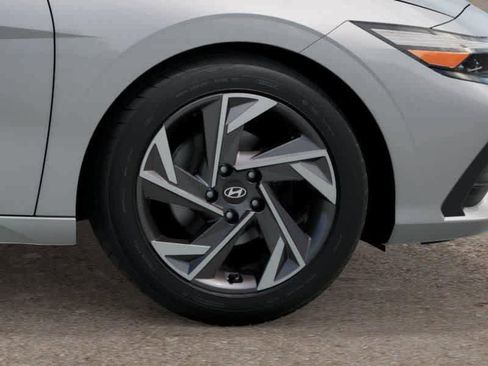 New 2025 Hyundai Elantra Sport image 8