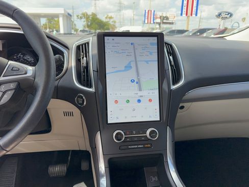 Certified 2021 Ford Edge Titanium w/ Equipment Group 301A image 21