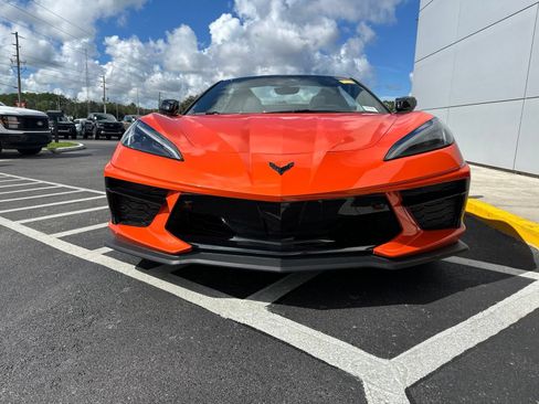 Used 2025 Chevrolet Corvette Stingray Premium Conv w/ Z51 Performance Package RWD image 9