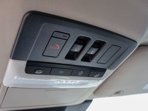 New 2026 Nissan Pathfinder SL FWD image 14