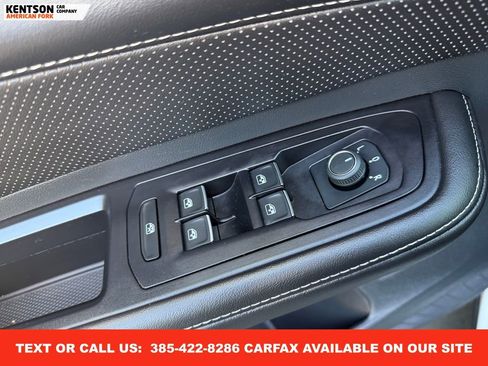 Used 2025 Volkswagen Atlas SE image 22