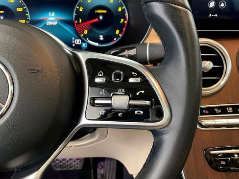 Certified 2022 Mercedes-Benz GLC 300 image 24