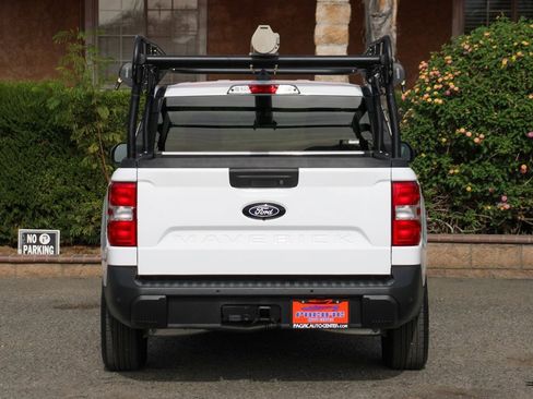 Used 2025 Ford Maverick XLT w/ Equipment Group 302A image 7