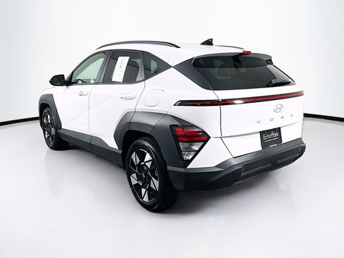 Used 2025 Hyundai Kona SEL image 5