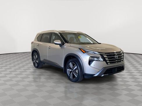 Certified 2024 Nissan Rogue SL w/ SL Premium Package image 13