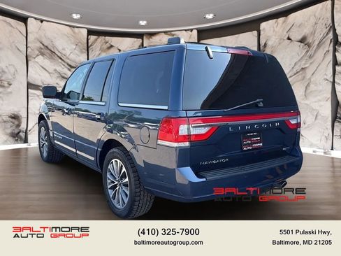 Used 2015 Lincoln Navigator 4WD image 5