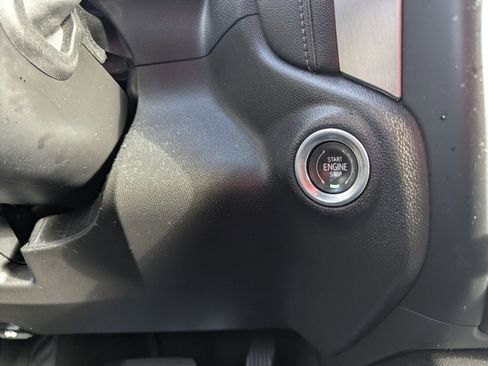 Used 2022 GMC Sierra 1500 SLT w/ SLT Premium Package image 34