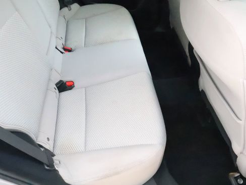 Used 2015 Subaru Forester 2.5i Premium w/ All-Weather Package AWD/4WD image 50