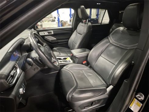 Used 2021 Ford Explorer ST w/ Equipment Group 401A image 17