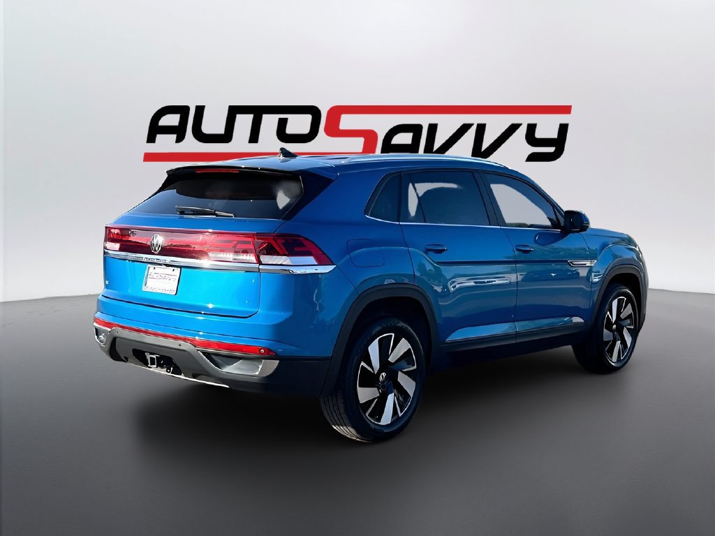 Used 2024 Volkswagen Atlas Cross Sport SE FWD image 7