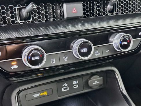 Used 2024 Honda CR-V EX-L image 16