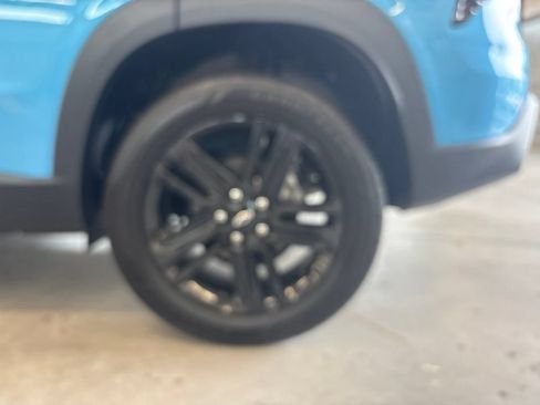 Used 2025 Chevrolet Trax ACTIV w/ Driver Confidence Package FWD image 19