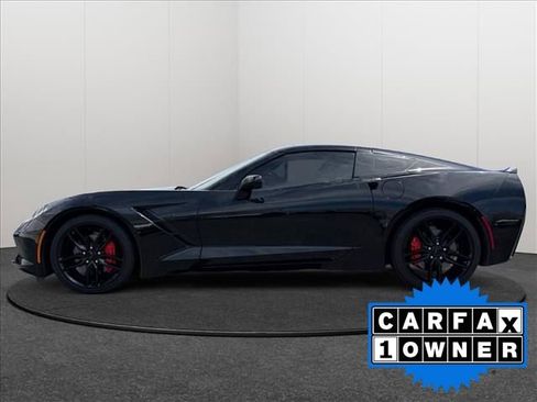 Used 2019 Chevrolet Corvette Stingray Coupe w/ Carbon Flash Badge Package RWD image 3