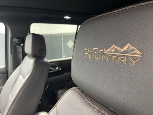 Used 2024 Chevrolet Tahoe High Country image 13