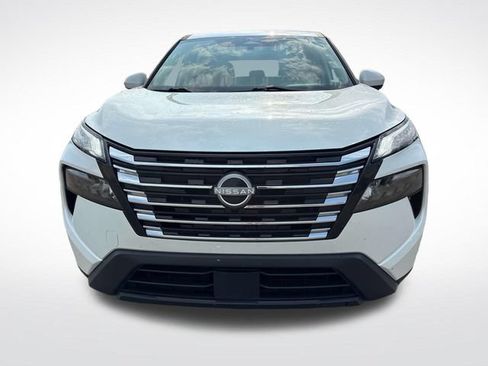 Used 2024 Nissan Rogue SV FWD image 8