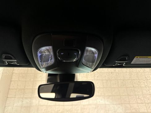 Used 2023 Jeep Compass Latitude AWD/4WD image 28