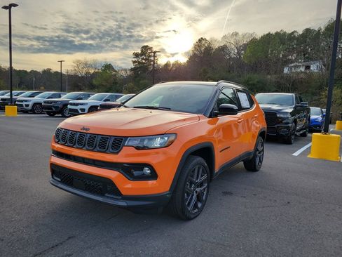New 2026 Jeep Compass Limited w/ Sun, Sound & Navigation Group AWD/4WD image 7