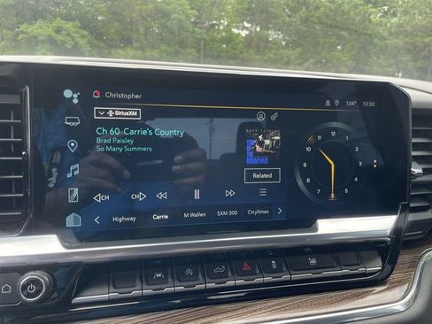 Used 2023 Chevrolet Silverado 1500 LT AWD/4WD image 16