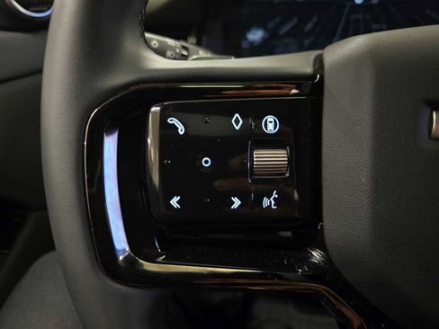 Used 2026 Land Rover Range Rover Evoque S image 32