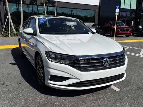 Used 2021 Volkswagen Jetta SE image 8