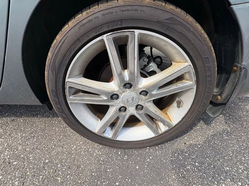 Used 2010 Hyundai Elantra SE image 23