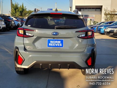 Certified 2025 Subaru Crosstrek 2.0i Premium w/ Crosstrek Mirror Package image 18