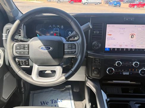 Used 2025 Ford F350 Lariat w/ Lariat Ultimate Package AWD/4WD image 18