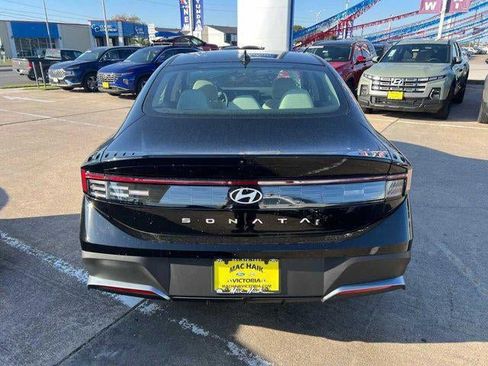 New 2025 Hyundai Sonata SE FWD image 56