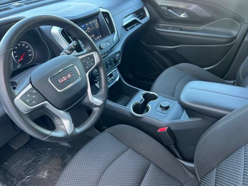 Used 2024 GMC Terrain SLE AWD/4WD image 7