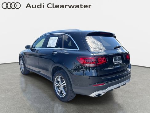 Used 2022 Mercedes-Benz GLC 300 4MATIC image 3