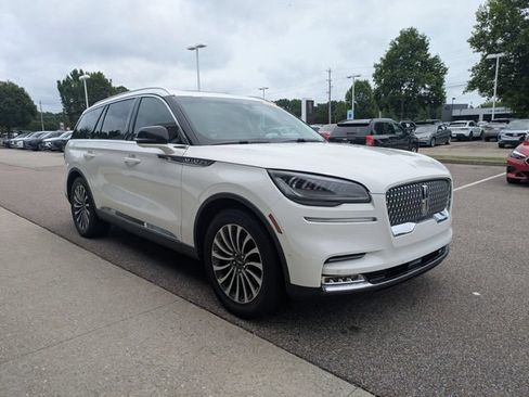 Used 2020 Lincoln Aviator Reserve w/ Equipment Group 201A RWD image 10